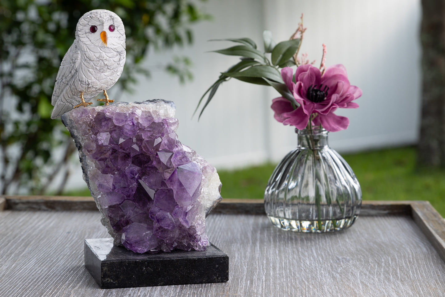 Howlite Owl with Amethyst Crystal Stand