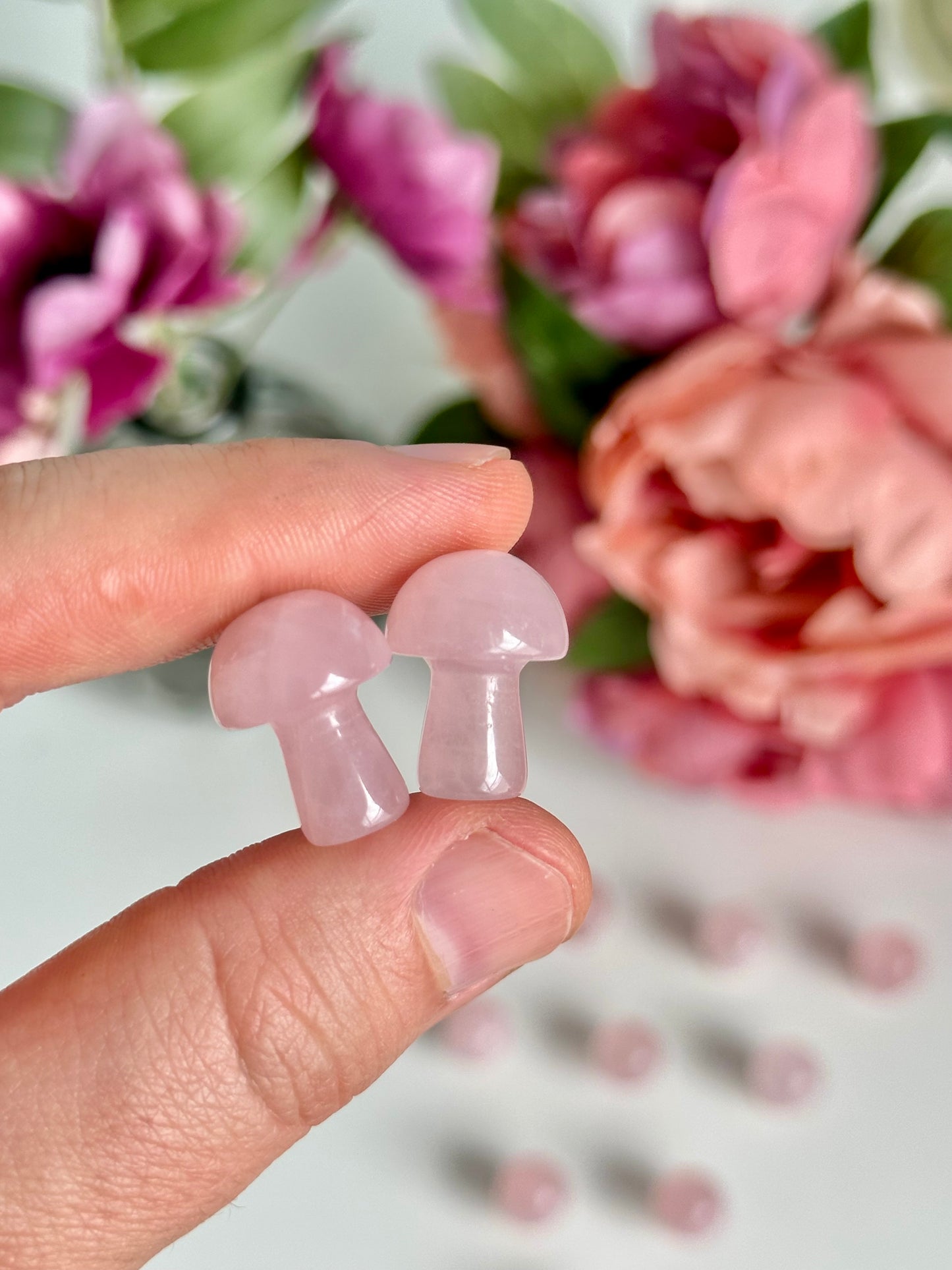 Rose Quartz Mini Mushrooms Carving